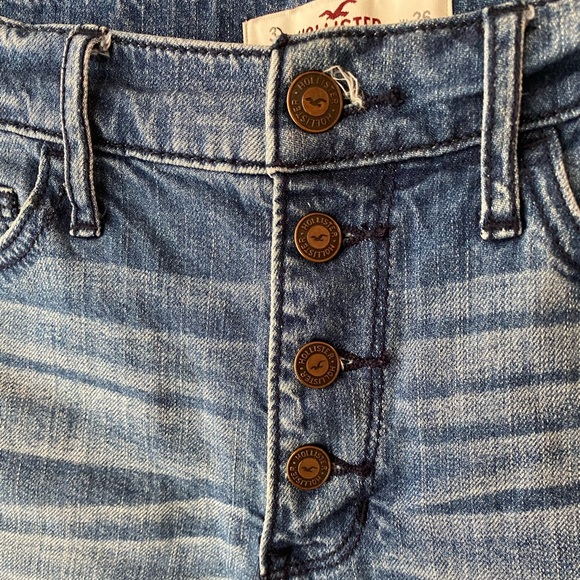Hollister jean shorts - Picture 3 of 7